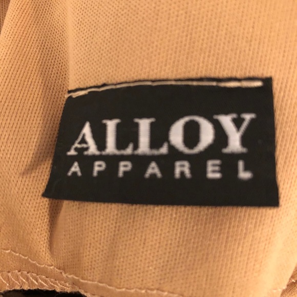 Black and Tan Lace maxi dress - Picture 8 of 8